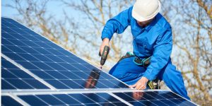 Installation Maintenance Panneaux Solaires Photovoltaïques à Conan